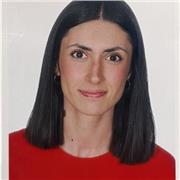 Profesora de clases particulares que ofrece apoyo educativo para Primaria